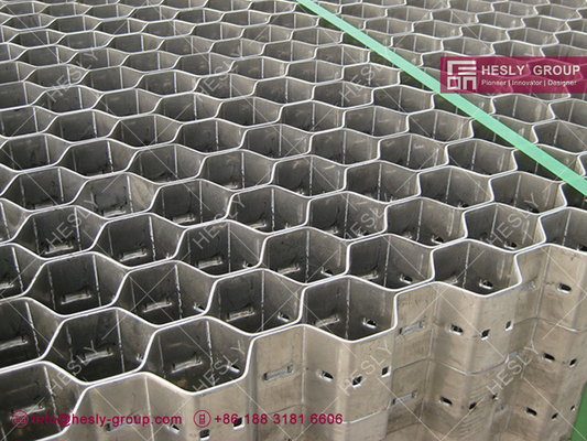 Китай 304SS Хексметалл для резервуаров Подкладка накладок 25 мм глубина полоска толщиной 2,0 мм лист длиной 3'x10' поставщик
