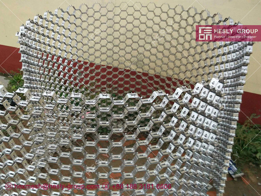 Китай Огнеупорная шестеренная сетка из нержавеющей стали 310S. Наконечные копья типа 10х1,5 мм полоски. 50-миллиметровые шестеренные отверстия. поставщик
