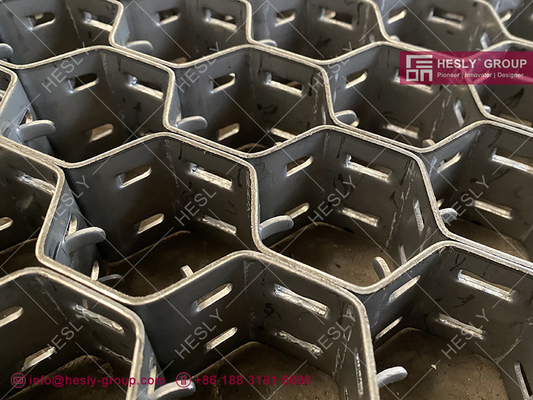 Нержавеющая сталь 310S Hexsteel Монолитное огнеупорное покрытие глубина 30 мм полосы 46х2 мм 2 дюйма шестиугольное отверстие поставщик