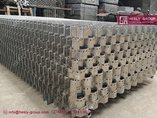 ASTM A240/A240M-15 310S Шестерная сетка глубиной 50 мм 2 дюймовая шестиугольная дыра поставщик