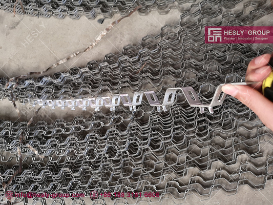 H-type Hesly Hexmesh for Refractory Lining. Материал AISI304. 1,5х15мм полоска. 46мм шестиугольное отверстие. поставщик